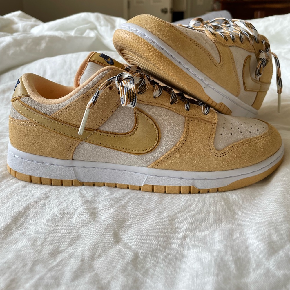 Nike Dunk Low LX - Gold with Navy Blue Accents